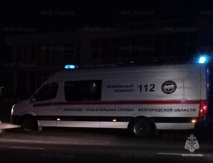 Спасатели МЧС России приняли участие в ликвидации ДТП  в посёлке Разумное Белгородского района на улице Славянская